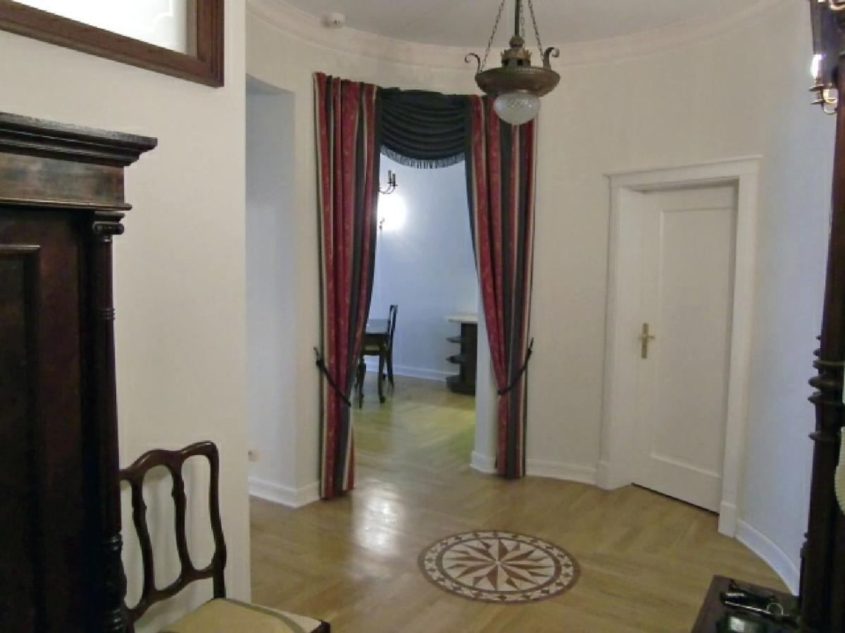 Apartment Rynek Starego Miasta By Interhome Warszawa Exteriör bild